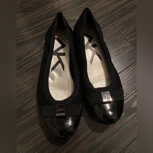 Anne Klein Sport Black Ballet Flats – Size 7 – Bow detail